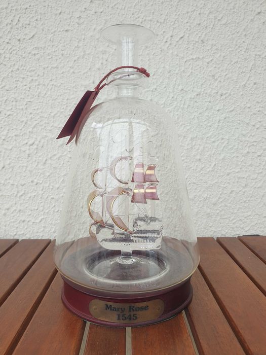 Peça decorativa em vidro "DUNELM GLASS SCULPTURES"