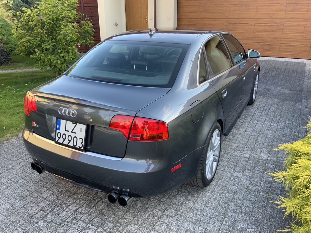 Audi s4 b7 manual