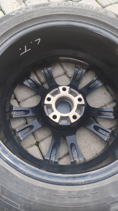 KOŁA 4 szt.  Felgi czarne + Opony 225/50 R17 98V  rok 2421