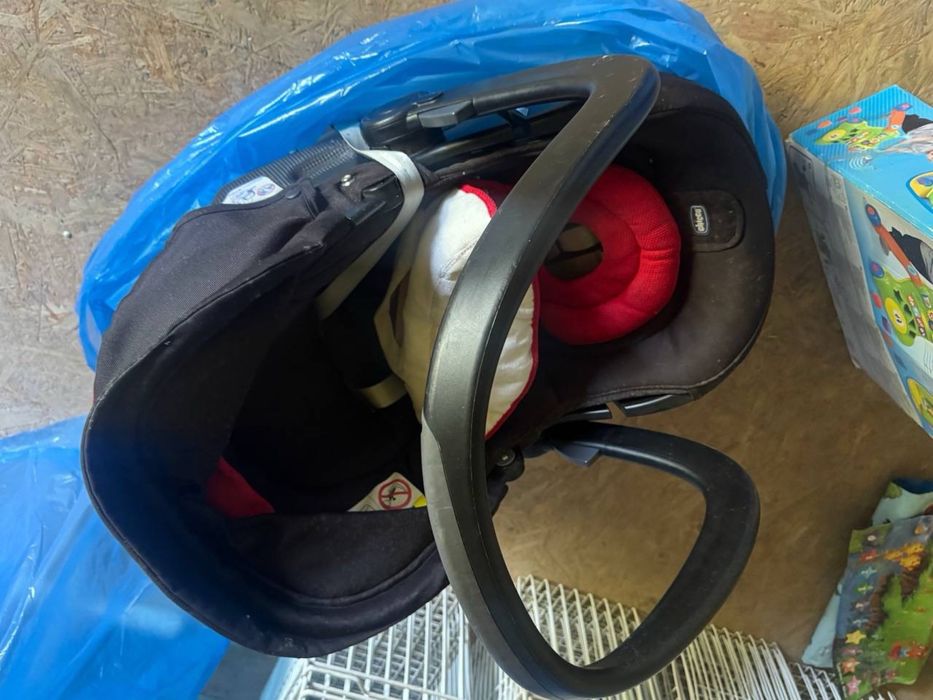 Детское автокресло chicco