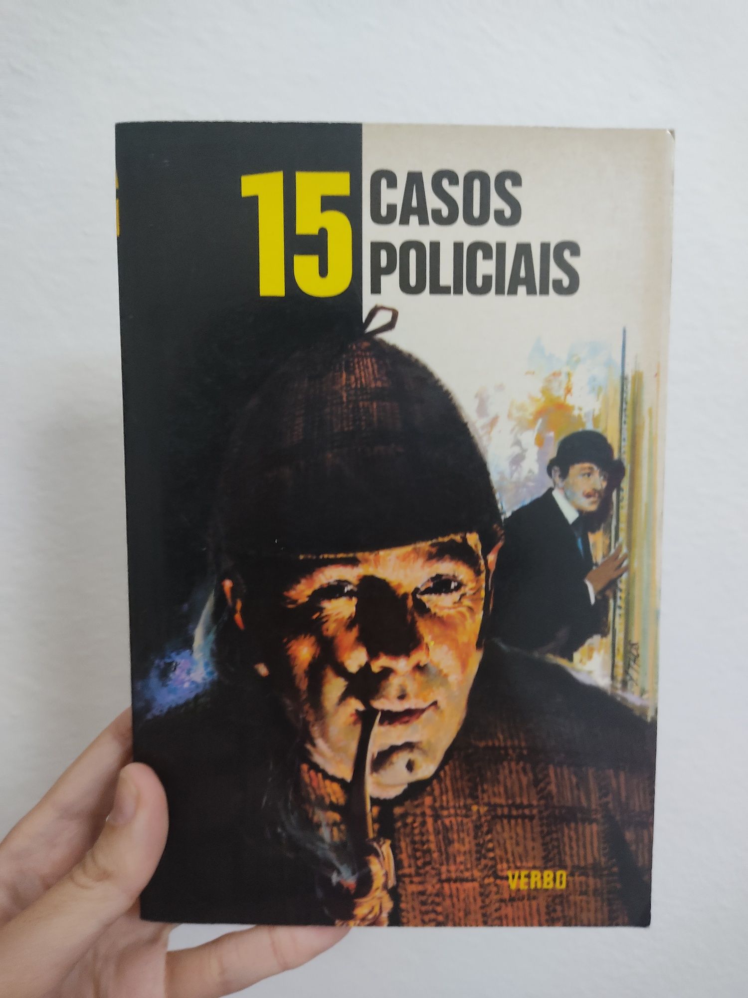 Livro de mistério/ thriller - 15 casos Policiais