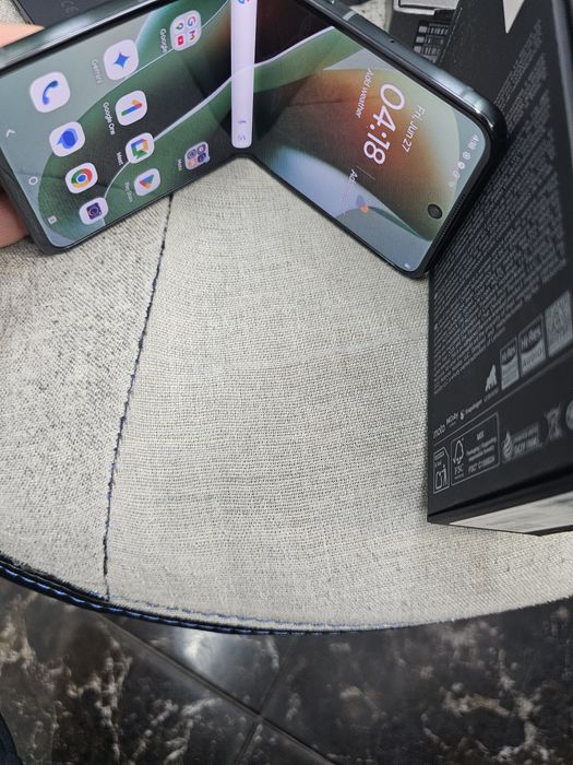 Motorola razer 60 ultra..512/16gb