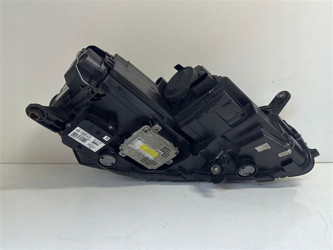 Vw Passat B7/10-14r. Lampa Przód Bi-xenon Skrętny Led