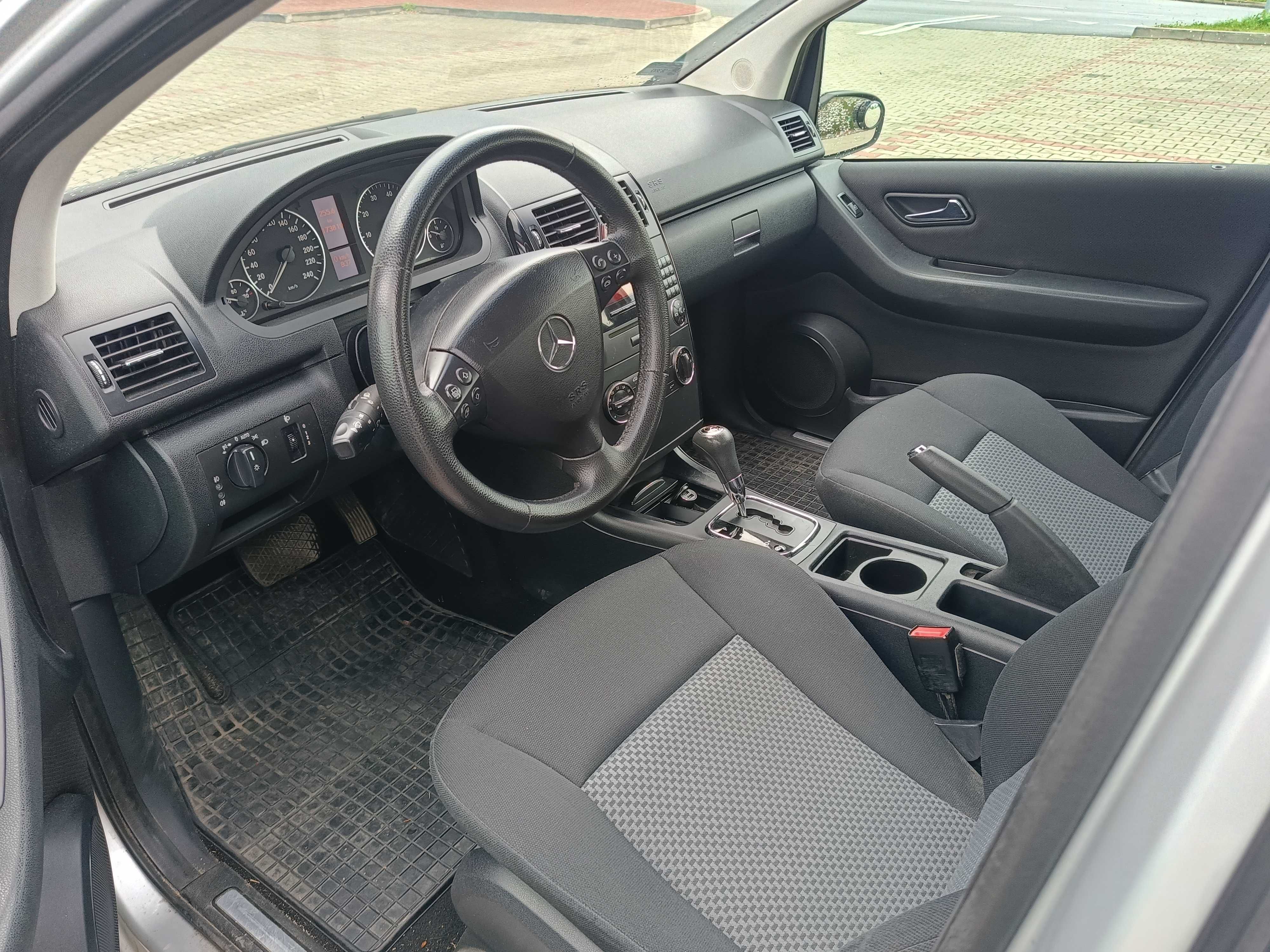 Mercedes A-klasa W169 A150 niski przebieg