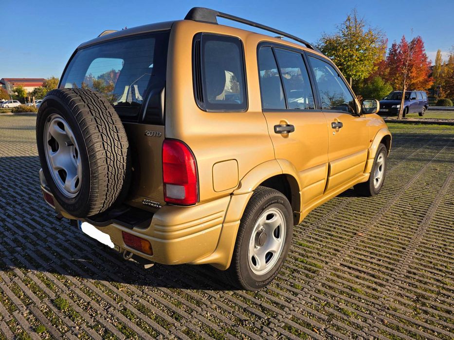 Suzuki Grand Vitara Metal Top 2.0 TDi