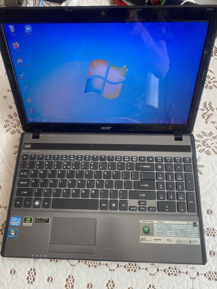 Laptop   acer Aspire 5755