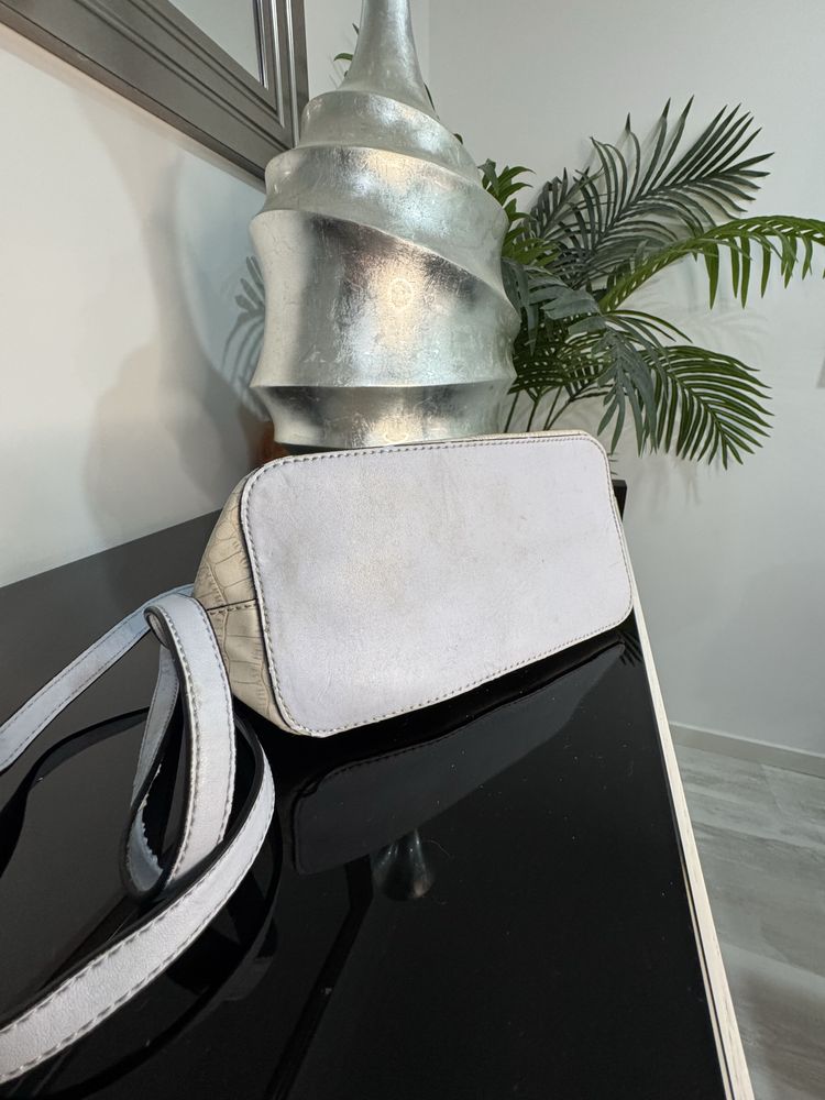 Bolsa GUESS EST. 1981 Bege