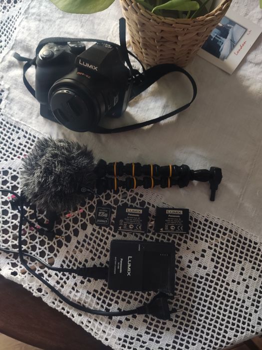 Lumix Panasonic DMC-FZ330