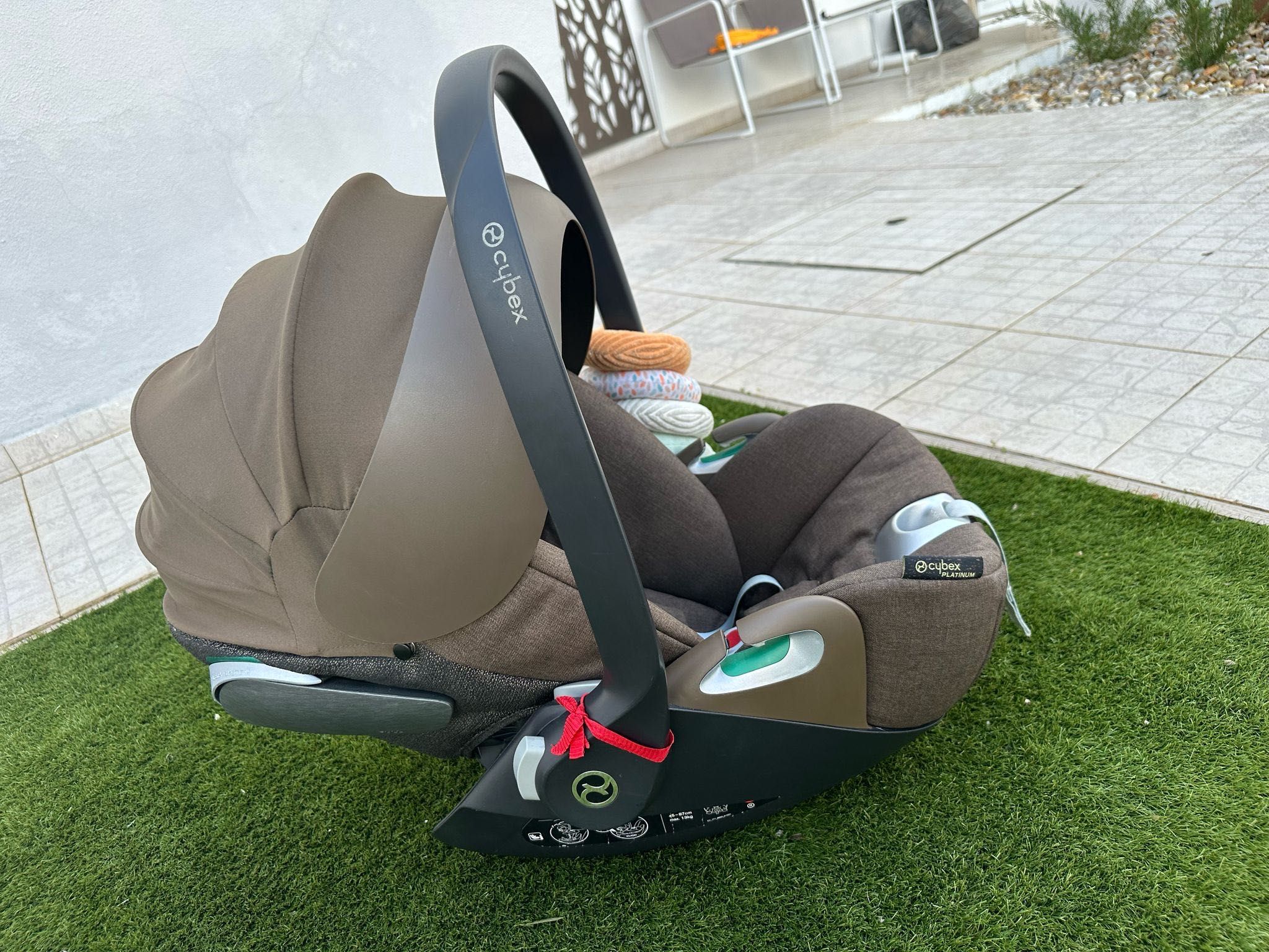 Cybex Cadeira Auto Ovo Cloud Z i-Size Plus Khaki Green + adapatores