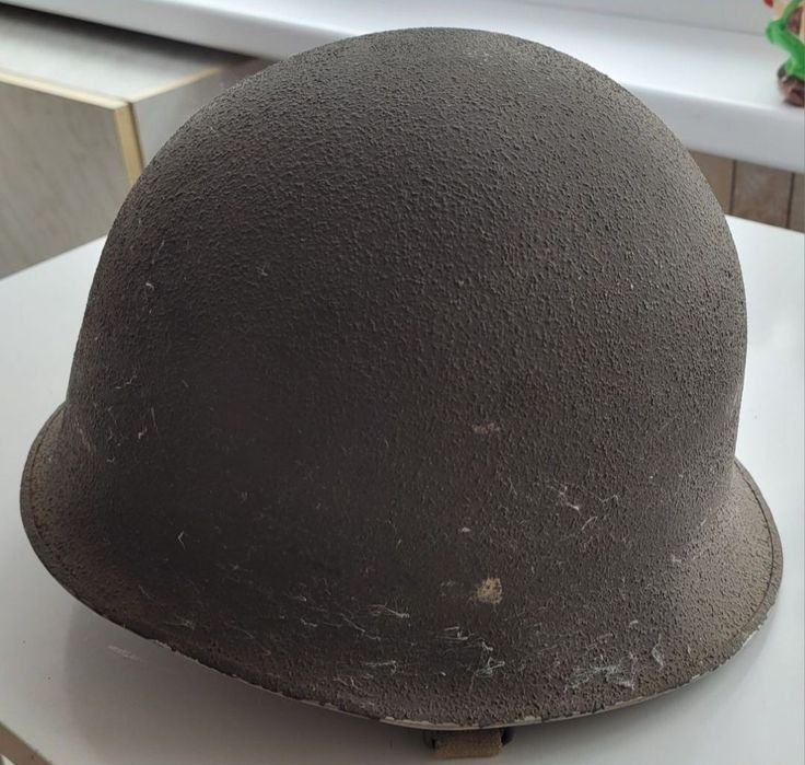 Hełm francuski z 1953 r - Franck Aubervilliers (630)