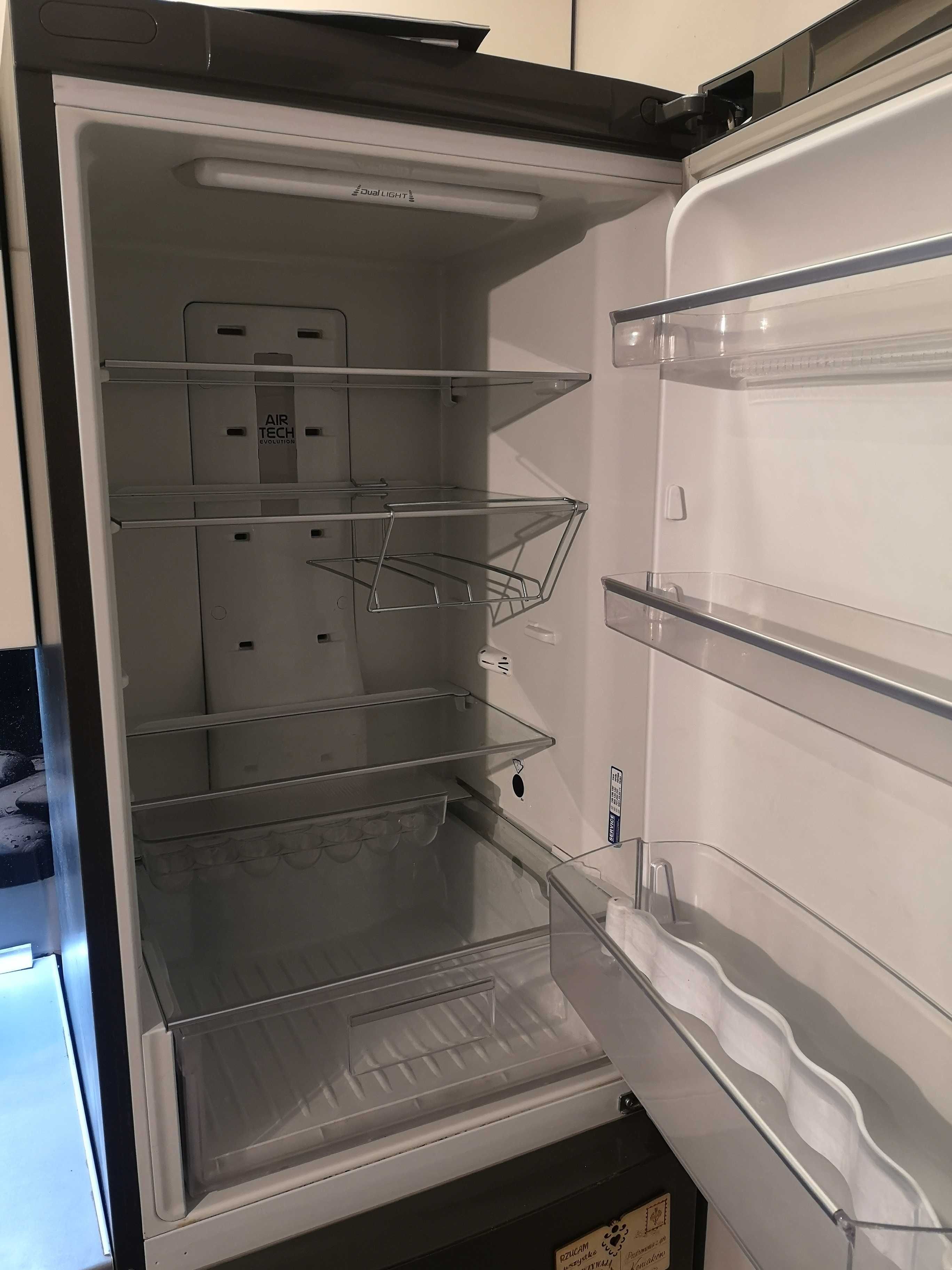 Lodówka Ariston hotpoint uszkodzona ebyh 18242 f półki, szuflady, inne