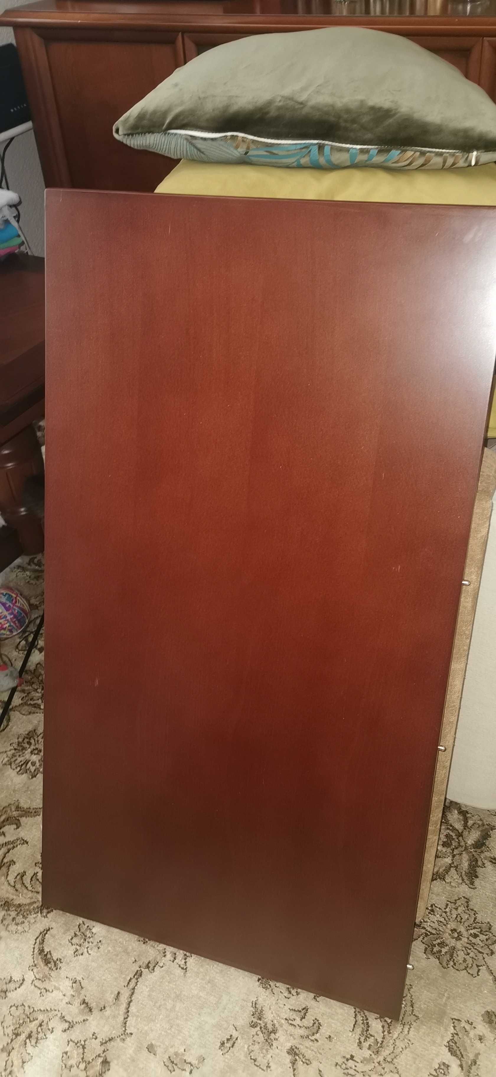 Sprzedam stół do salonu, jadalni