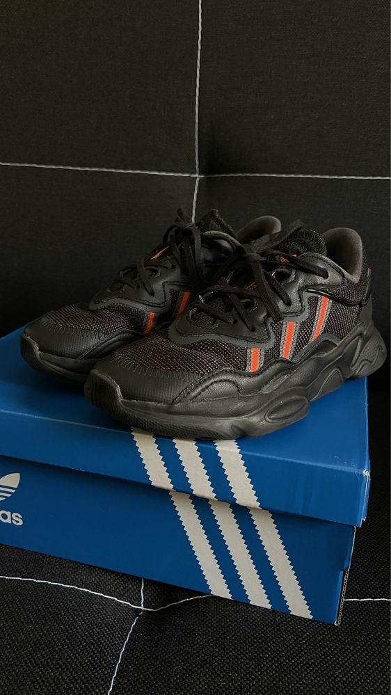 Adidas ozweego 33 r.