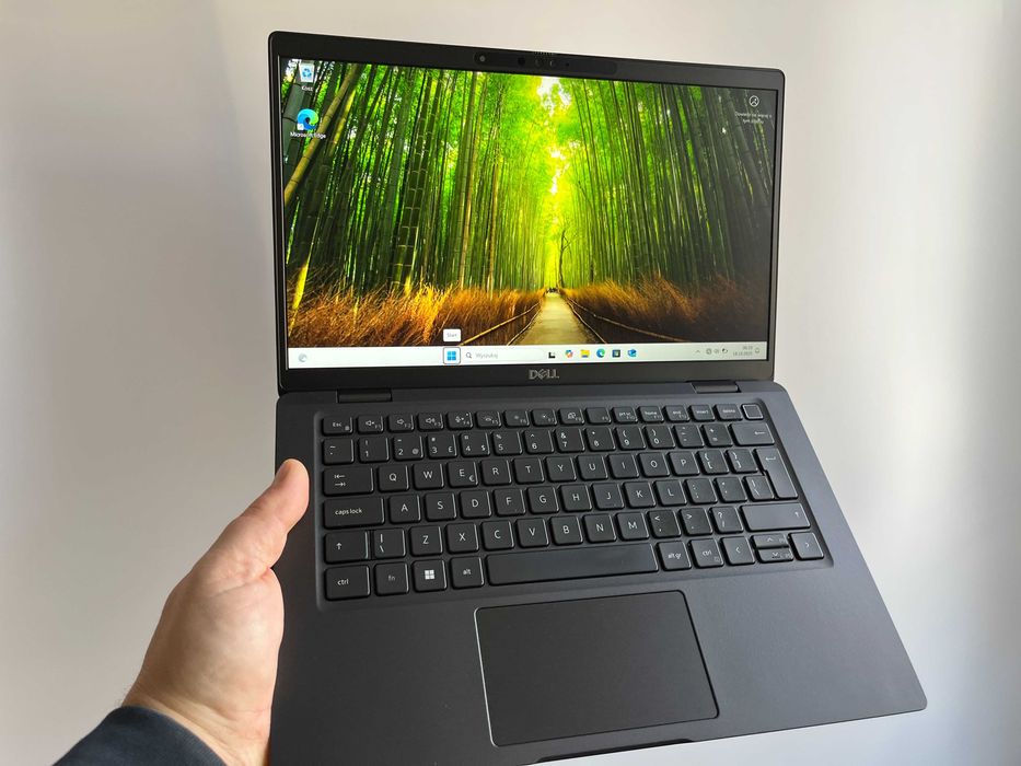 Laptop Dell Latitude 7330 i5-1235U 16/256GB NVMe SSD FHD Win11Pro FV23