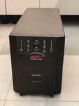 APC Smart UPS 1000 zasilacz awaryjny (SUA1000I)