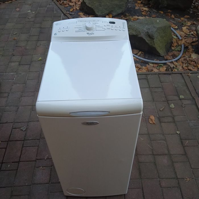 Стиральная машинка Whirlpool 5кг AWE7515