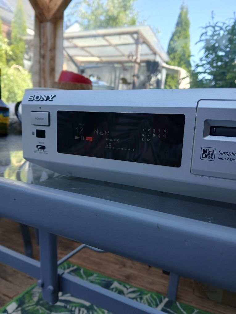 Sony odtwarzacz nagrywarka Minidisc MDS-JE500 srebrny