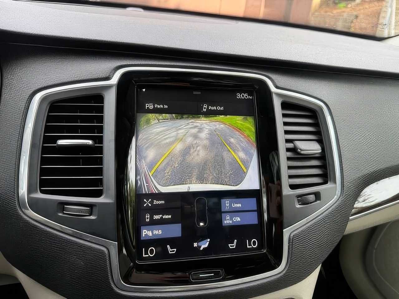 2019 Volvo XC90 T6