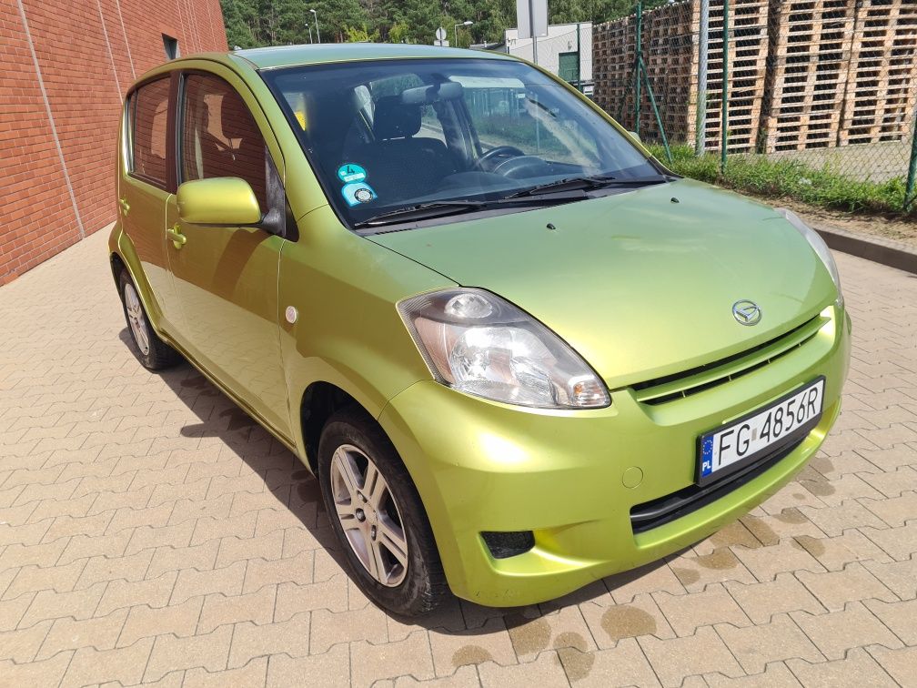 Daihatsu Sirion 1.3 / Alufelgi / Zadbany/Wersja "momo"