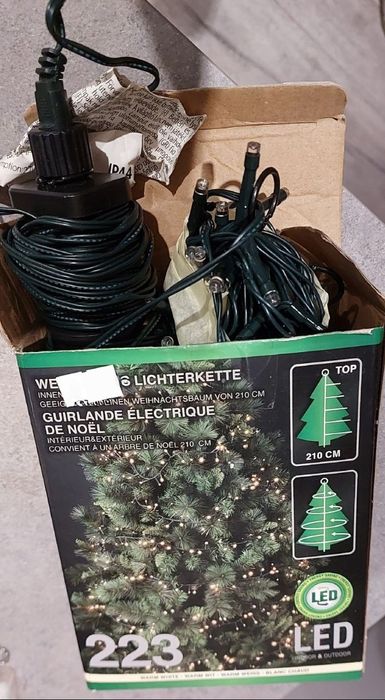 Продаю гірлянду колір теплий білий