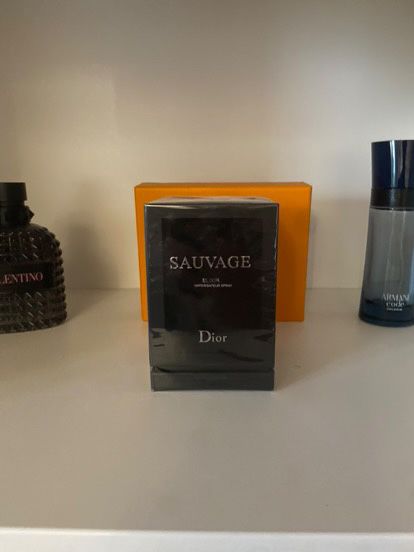 Perfumy dior savage elixir