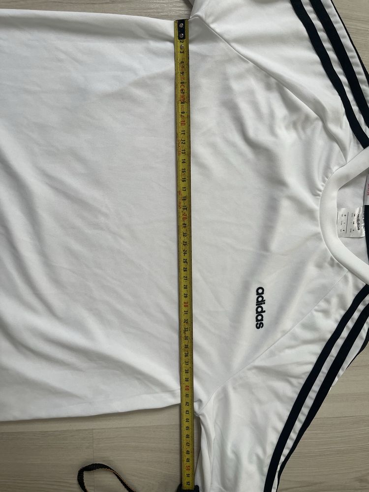 T-shirt sportowy damski Adidas
