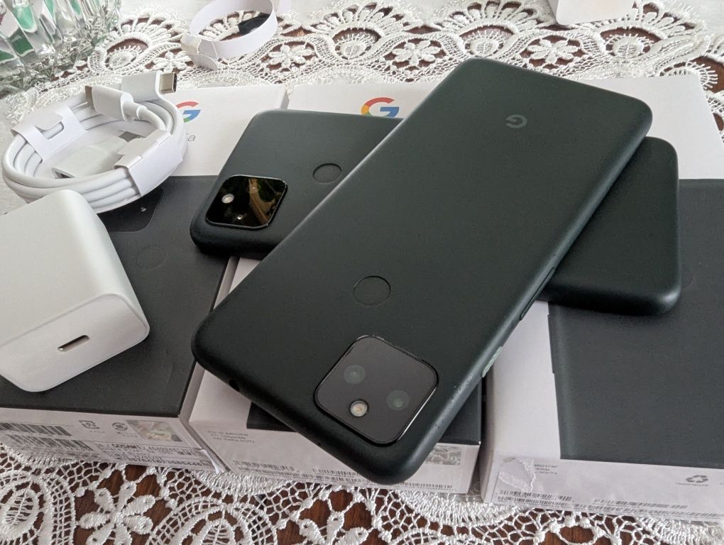 ІДЕАЛ Google Pixel 5a5G Mostly Black 6-128Gb/NFC/2-Sim/Комплект