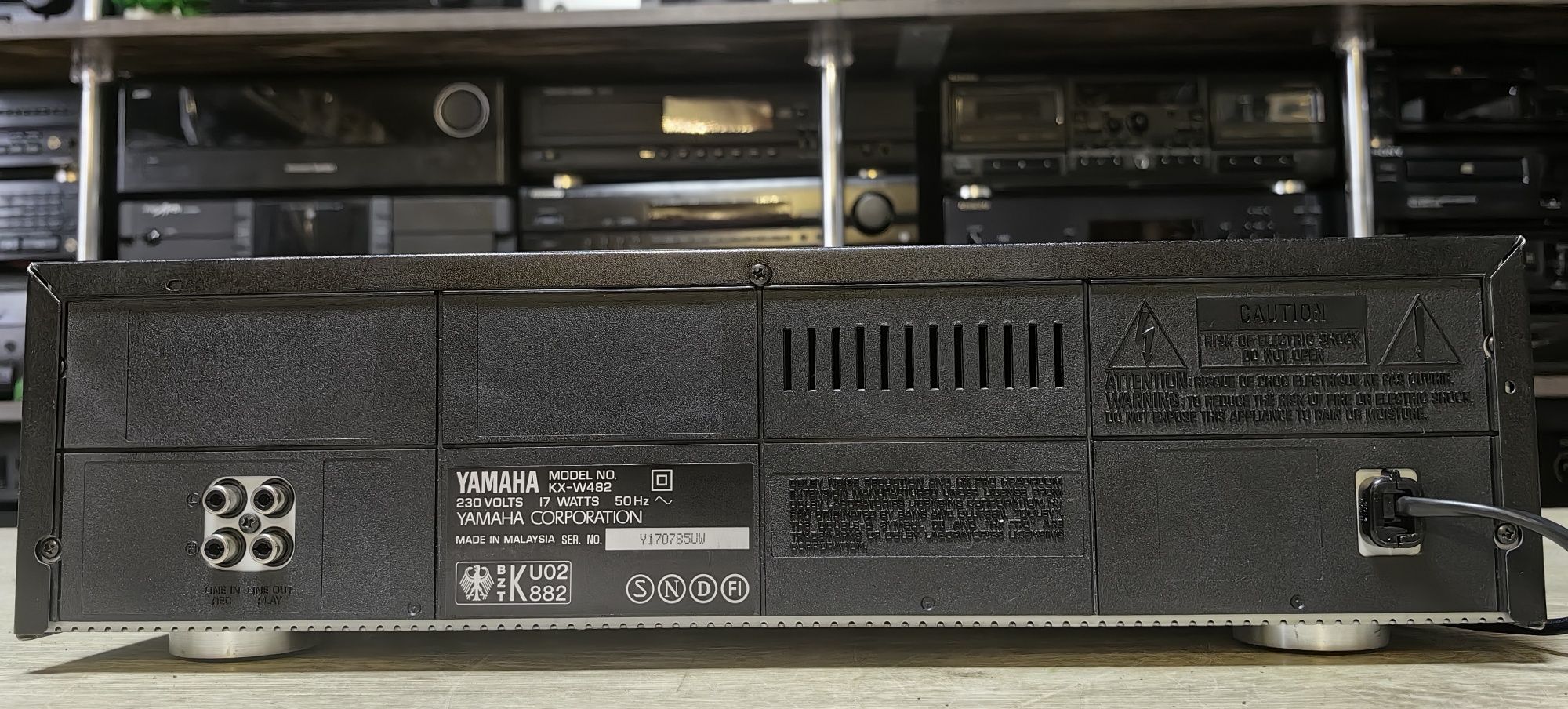 Касетний програвач Yamaha KX-W482