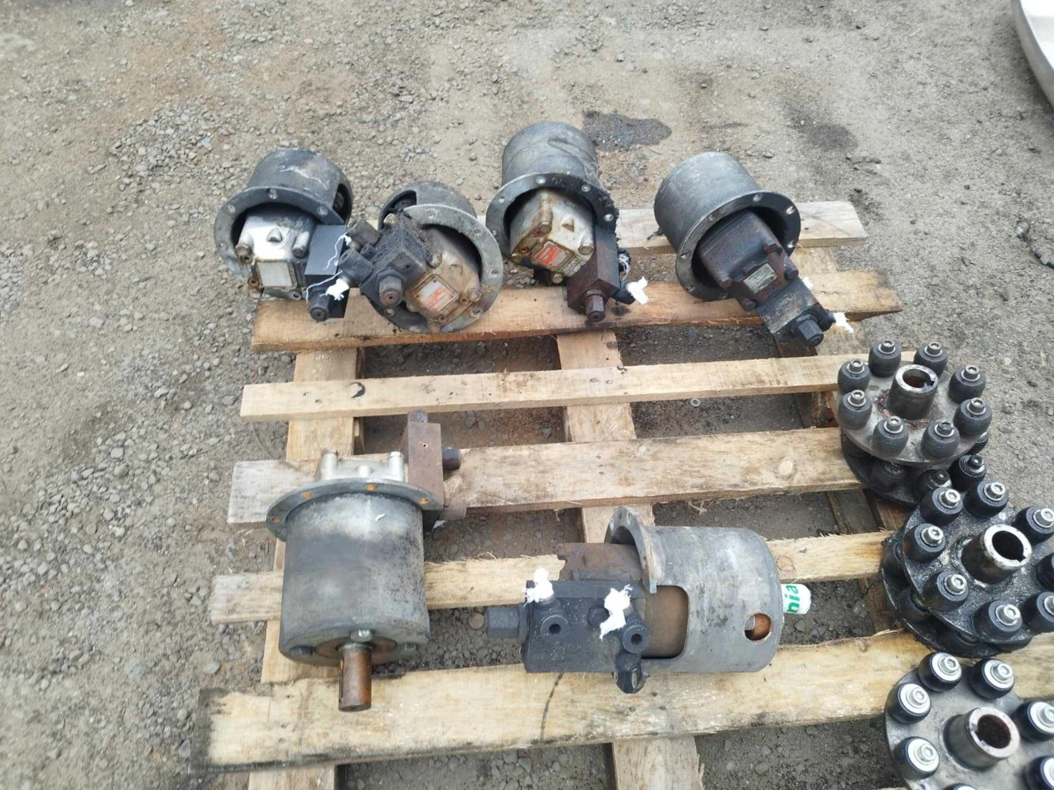 Silnik hydrauliczny Sauer Danfoss OMS 315 wałek 32mm