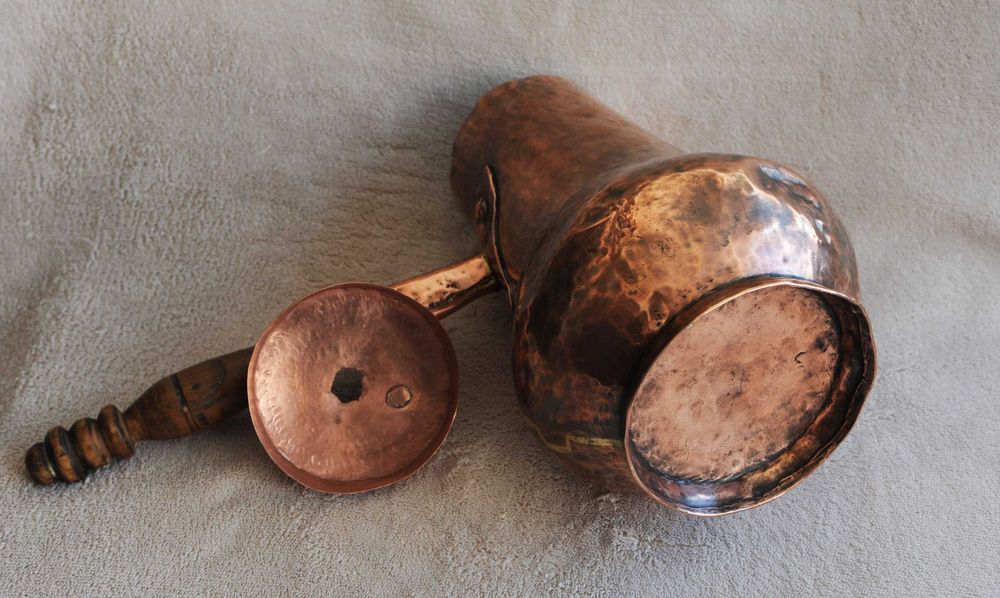 Balança antiga e outros objectos vintage  ( Ler texto )