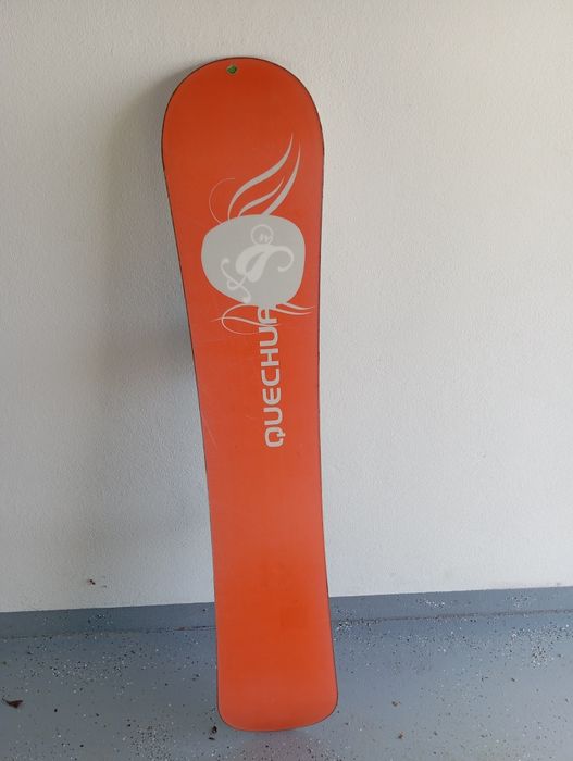 Deska snowboardowa quechua 154 wiązania flow snowboard Burton komplet