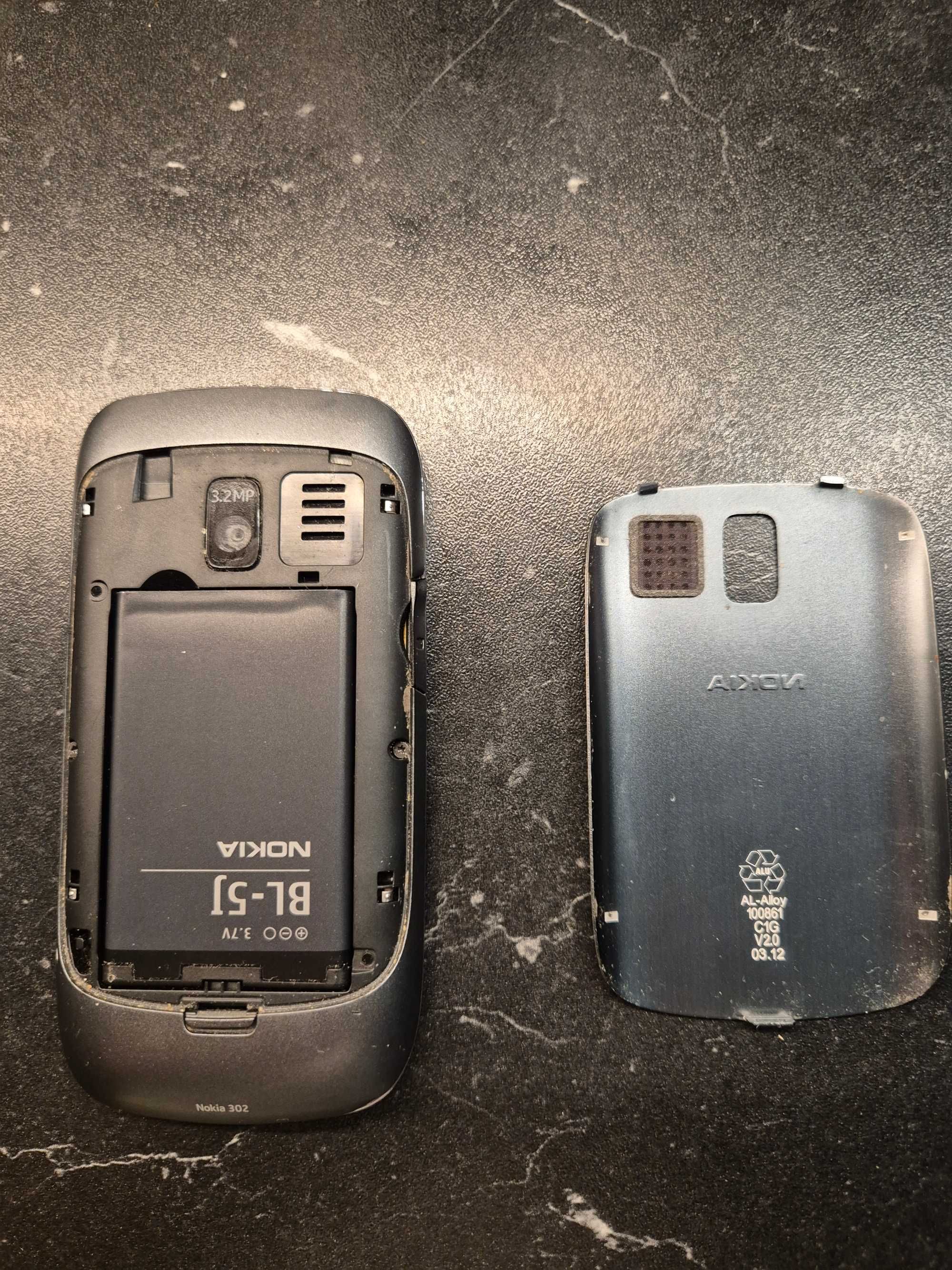 Telefon Nokia 302 Asha ładowarka, pudełko, instrukcja