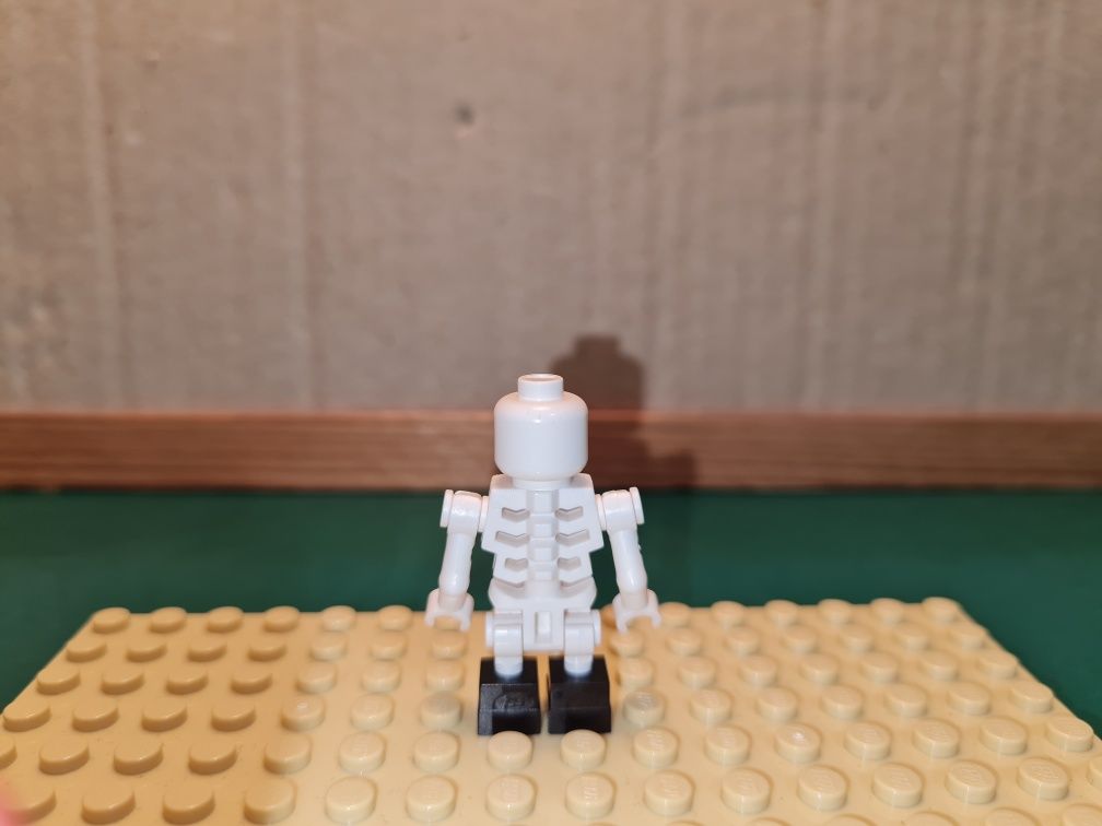 Lego piraci z karaibów skeleton Barbossa