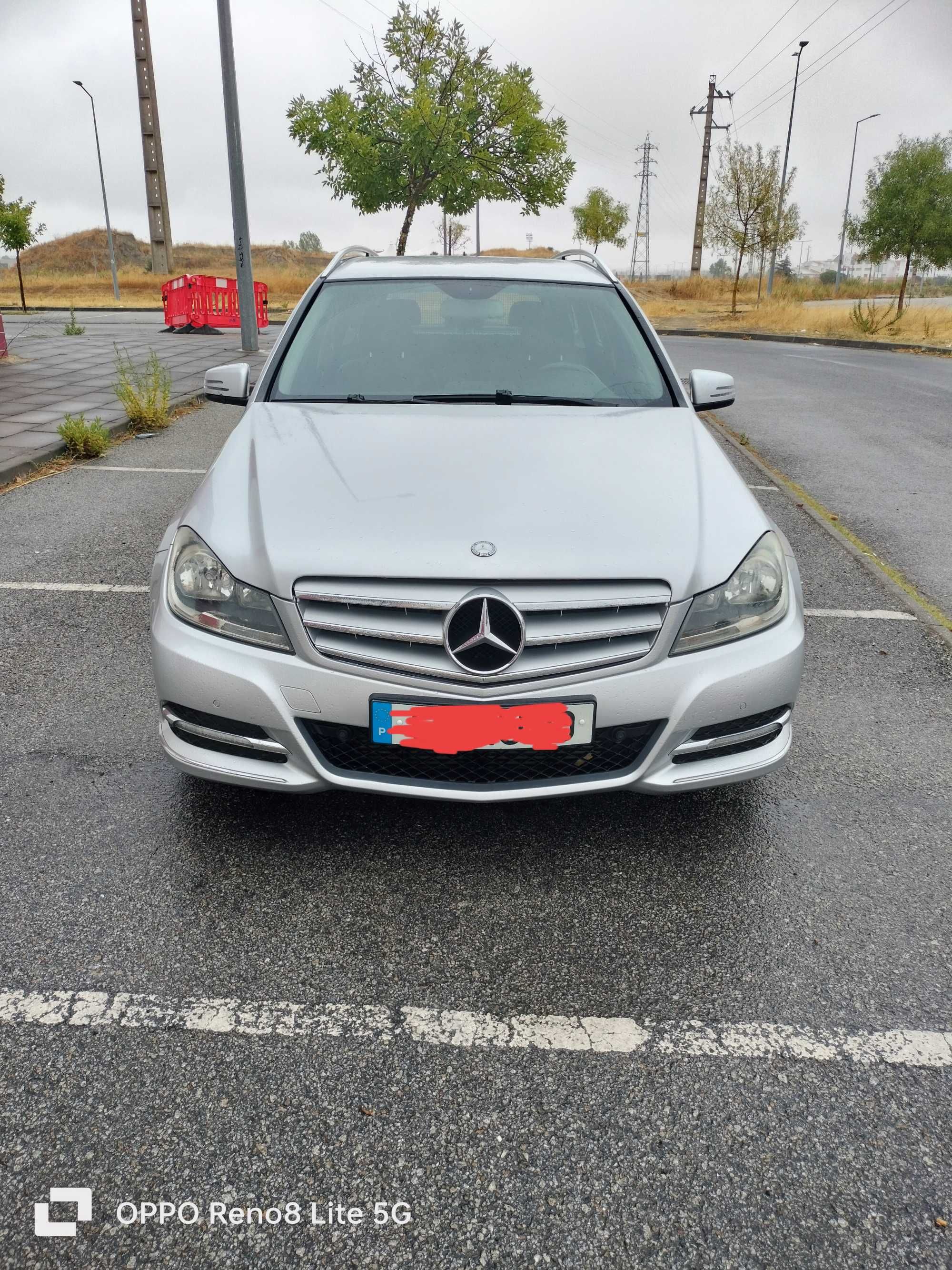 Carrinha Mercedes - C220 - AvantGarde