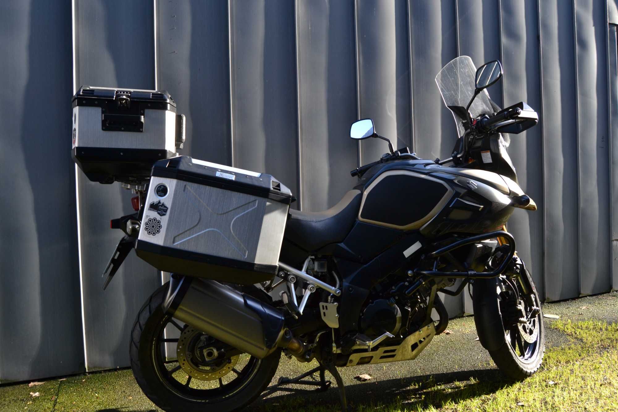 Suzuki V Strom 1000