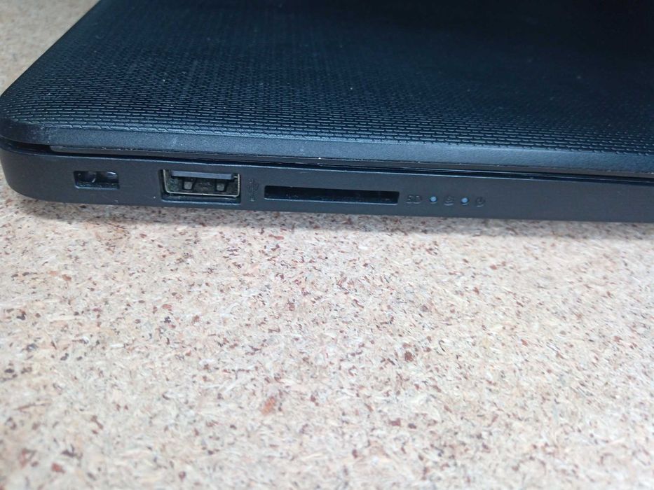 Ноутбук HP 14" з процесором AMD Ryzen 5 2500U, 8Gb DDR4, SSD 128Gb