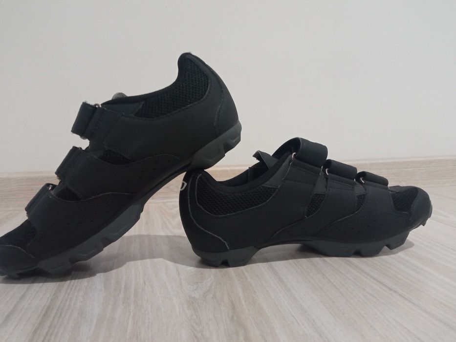 Buty rowerowe Giro nr 39