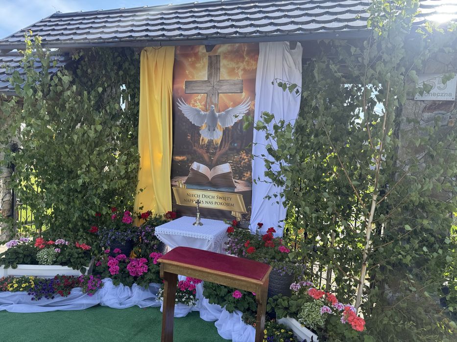 Baner ołtarz na Boże Ciało