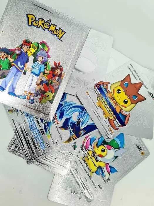 Srebrne karty Pokemon dla dziecka z etui nowe