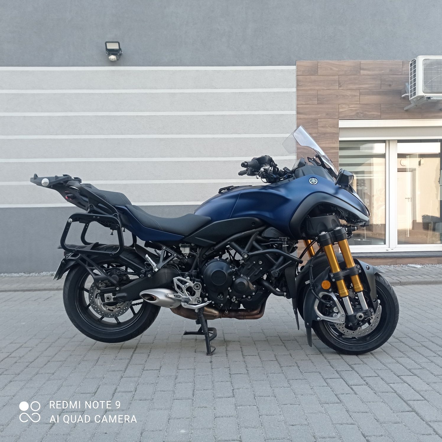 Yamaha Niken GT ,2020, quickshifter