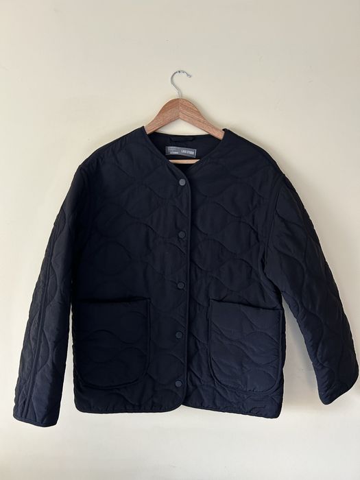 Лайнер куртка вітровка чорного кольору сезон осінь-весна