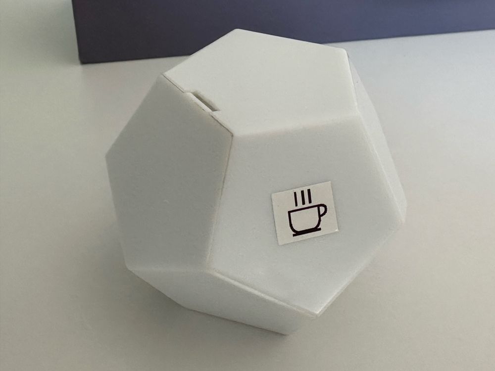 TIMEFLIP2 - tracker czasu pracy, smart kostka z aplikacją