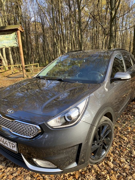 Продам  Кіа  Niro  гібрид