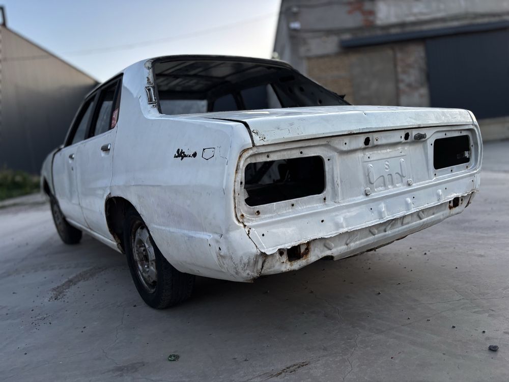 Nissan Skyline C210 (1977-1981)