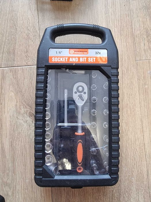 Werckmann Zestaw kluczy + 1kg młotek