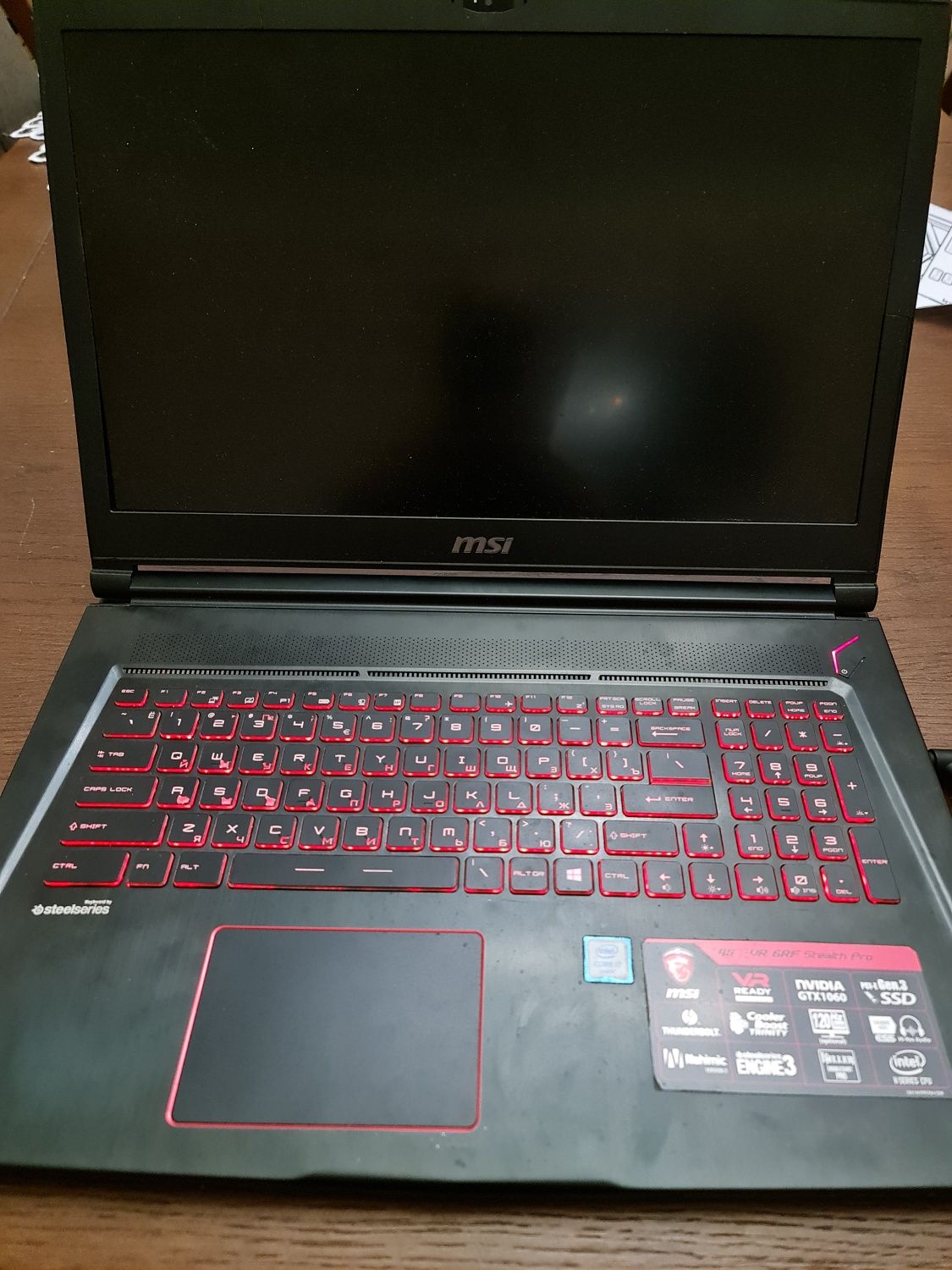 Продам msi gs73vr6rf під відновлення або по запчастини.