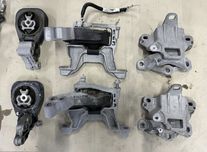 Подушка двигателя АКПП Mazda 3 BP 2019+ разборка запчасти