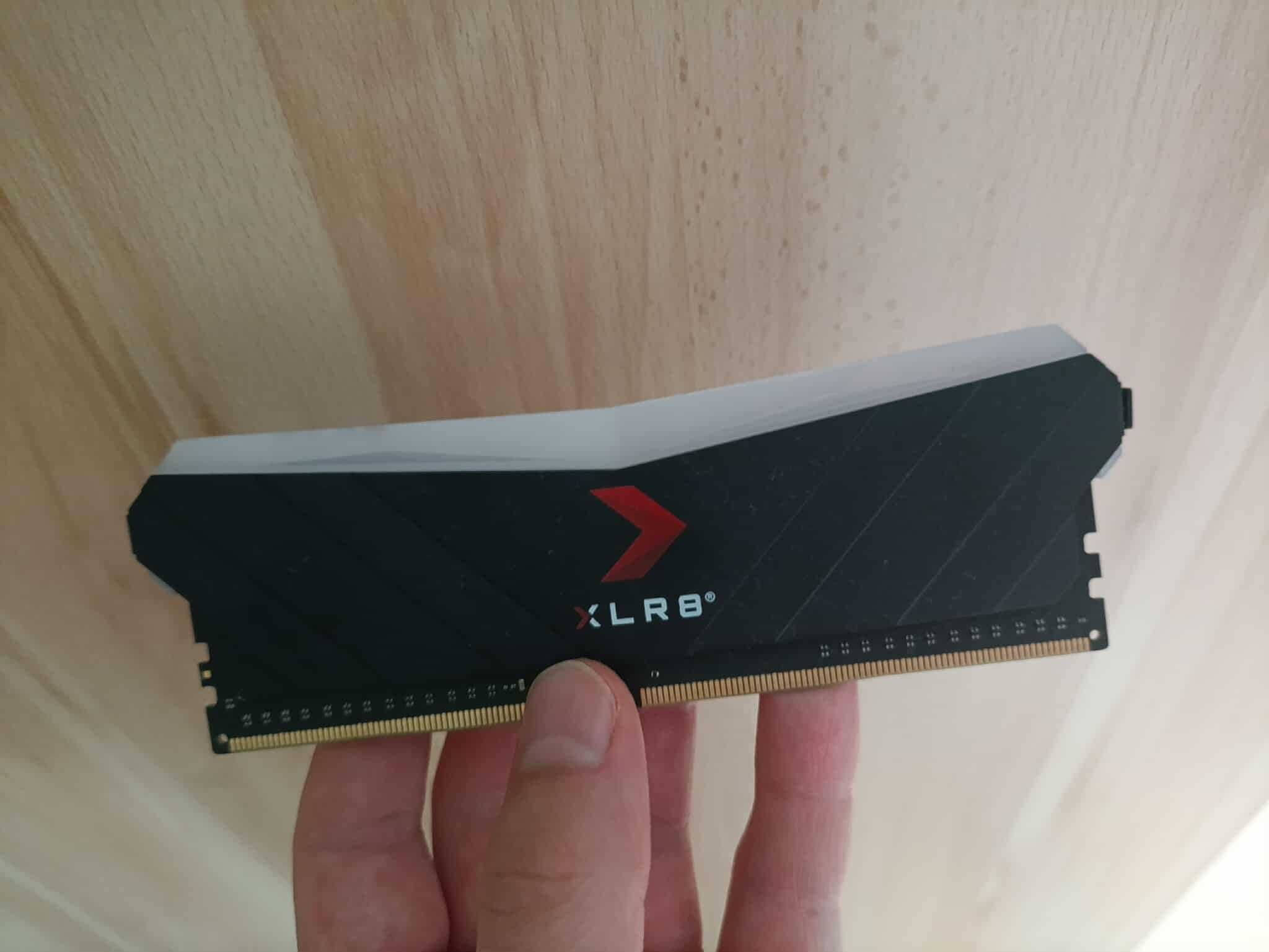 16 GB Ram 3200 mhz cl 16 ARGB DDR4