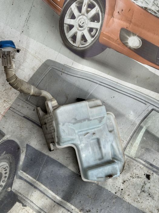 Бачок омивача скла Skoda a7 бачок омивателя шкода а7