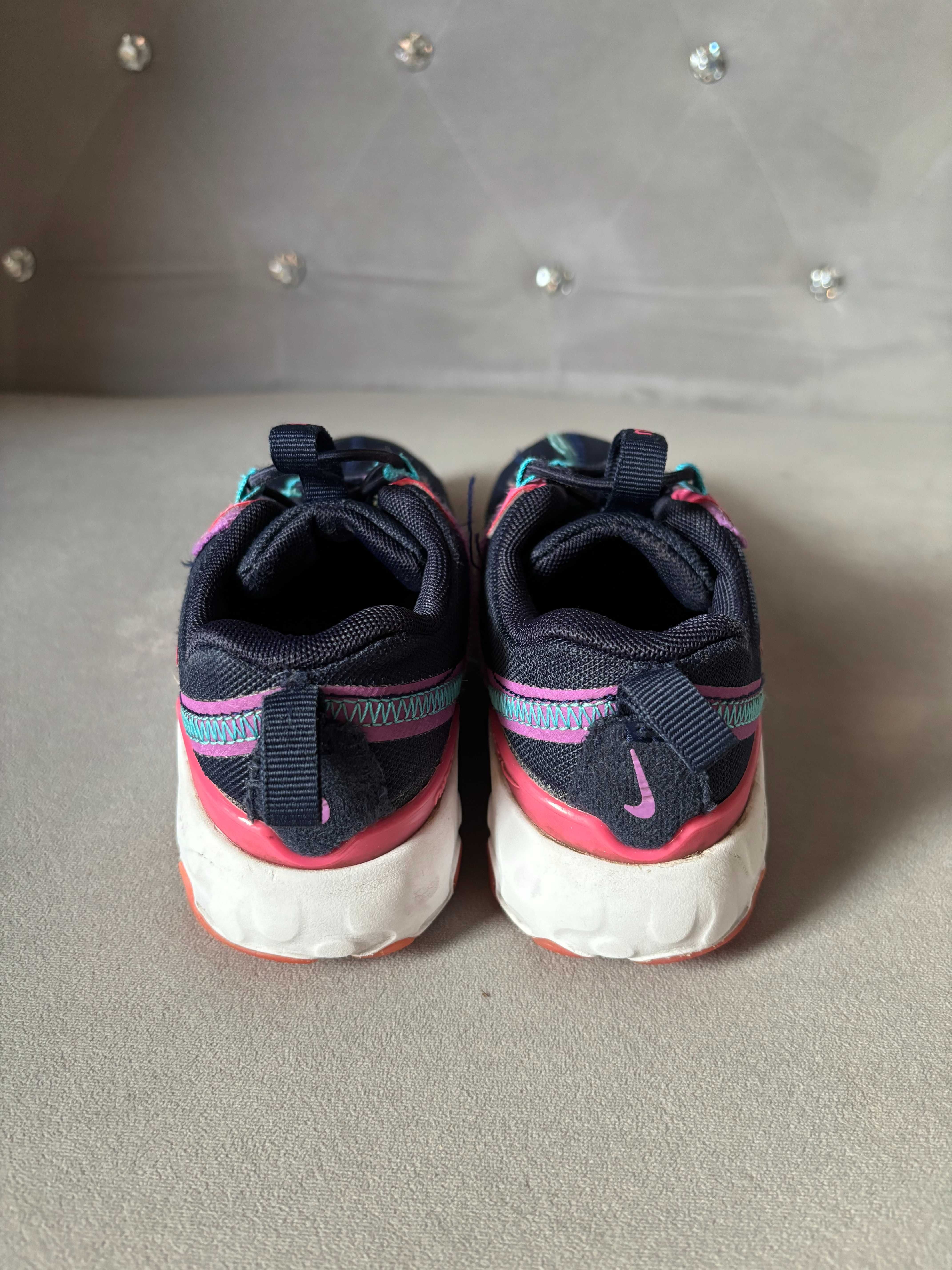 Buty dziewczęce Nike